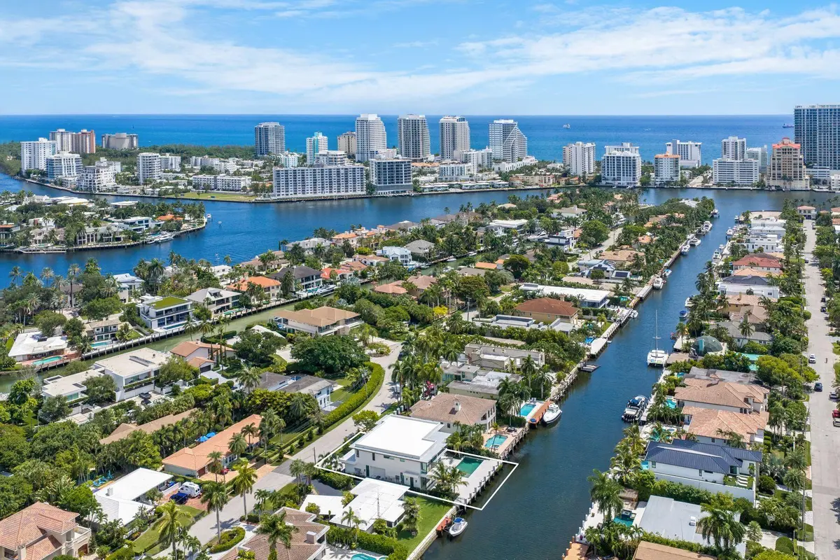 Unobstructed Intracoastal & Ocean Access at 2400 Barcelona Drive, Fort Lauderdale