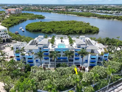 1 S Coastal Way 202, Jupiter – Condominium for rent
