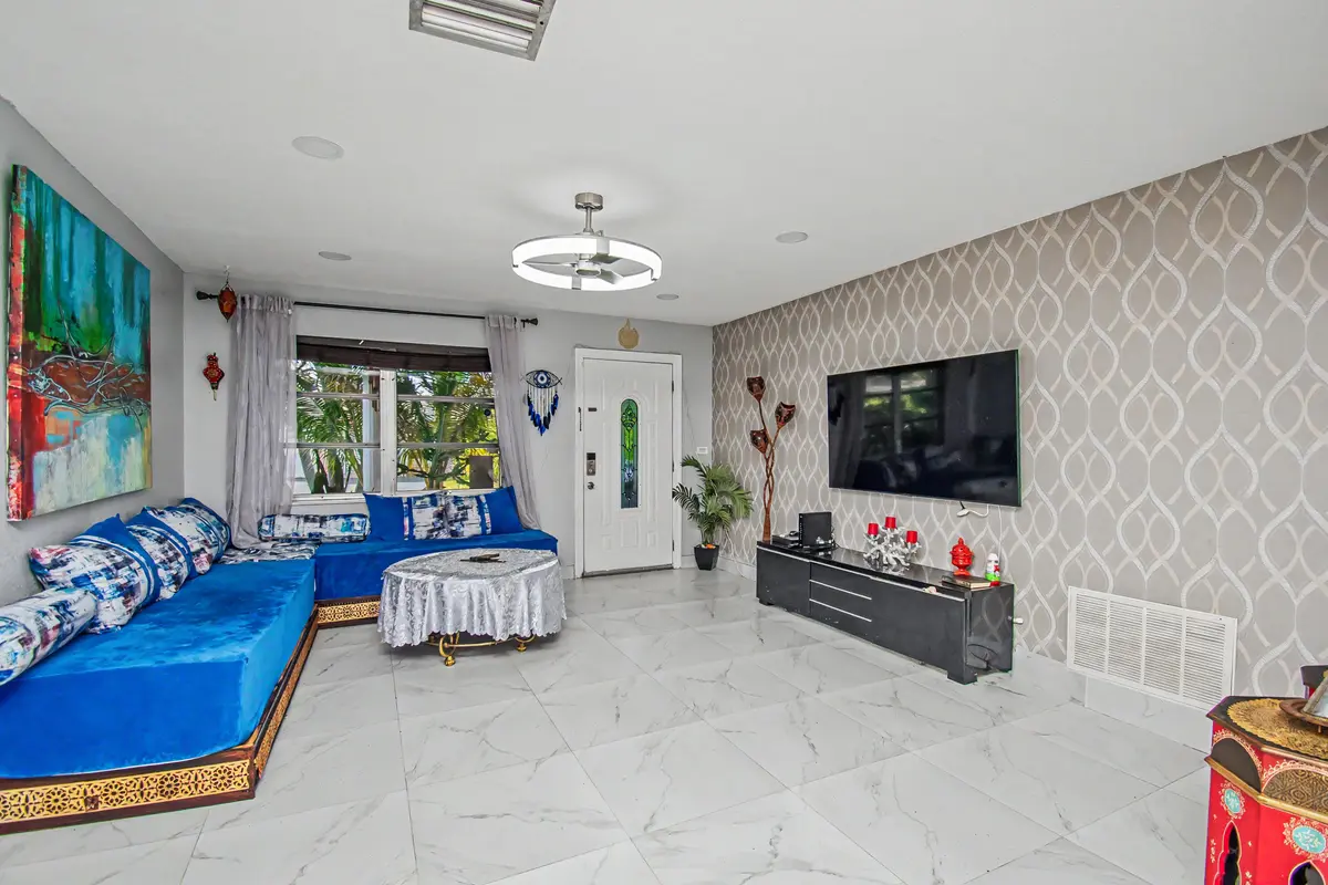 3D6EE6AA-043B-4661-AD32-ADC0CE0C7513 at 5704 NW 47th Lane, Tamarac