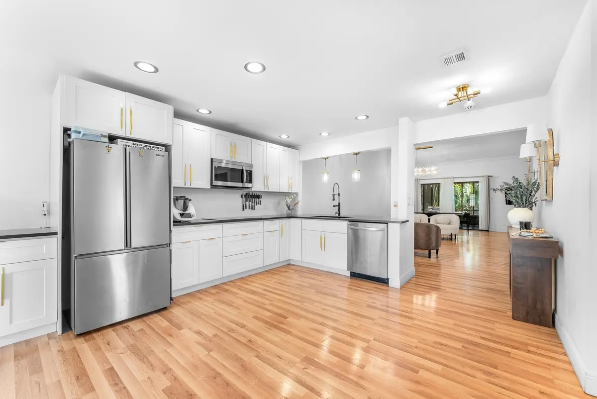 6660 CANARY PALM Circle, Boca Raton, FL – photo 7
