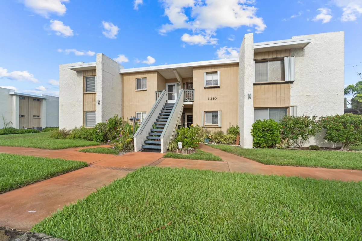 Exterior View Building K19 at 1310 NE 14th Court K 19, Jensen Beach