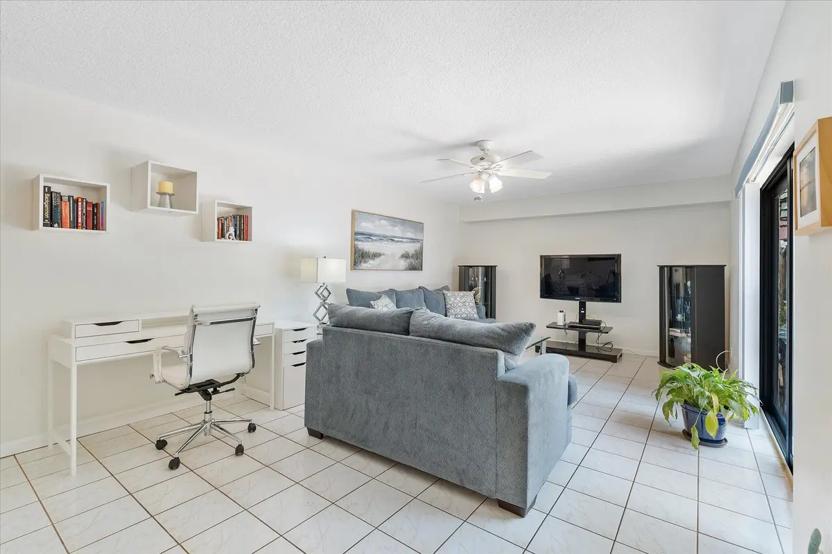 01-702 NW 98th Cir_001 at 702 NW 98TH Circle, Plantation