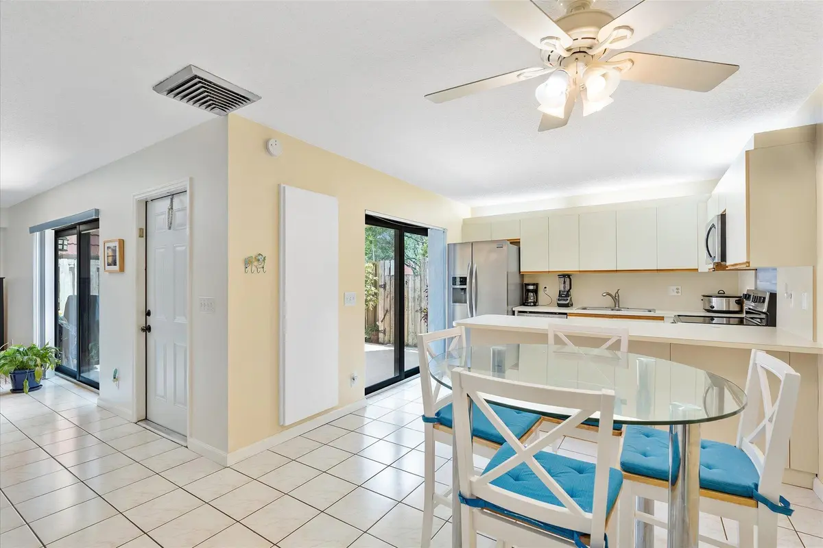 09-702 NW 98th Cir_009 at 702 NW 98TH Circle, Plantation