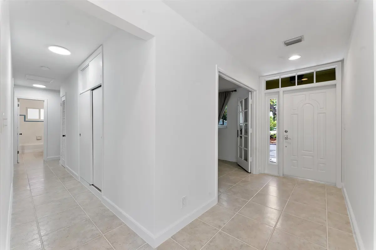 05-5200 NE 18th Terrace_005 at 5200 NE 18TH Terrace, Fort Lauderdale