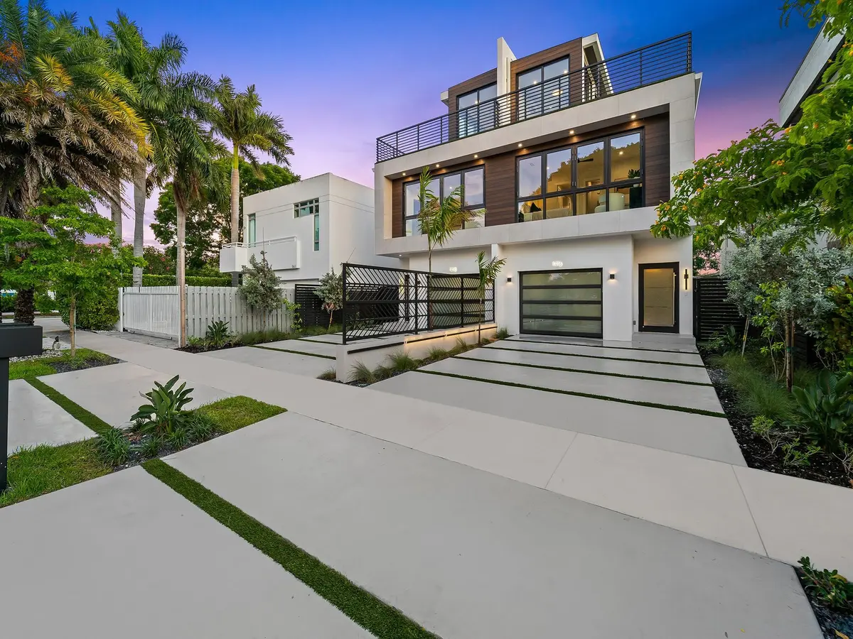 Photo 5 at 1416 NE 6th Street 1416, Fort Lauderdale