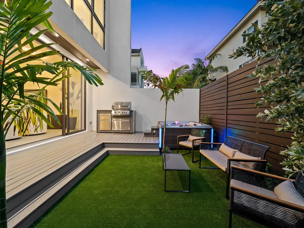 Photo 6 at 1416 NE 6th Street 1416, Fort Lauderdale