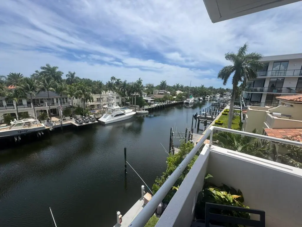 View at 180 Isle Of Venice Drive 433, Fort Lauderdale