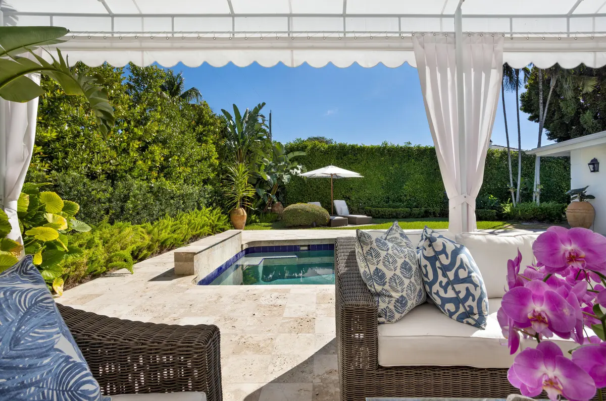 Rear patio at 265 SANDPIPER Drive, Palm Beach
