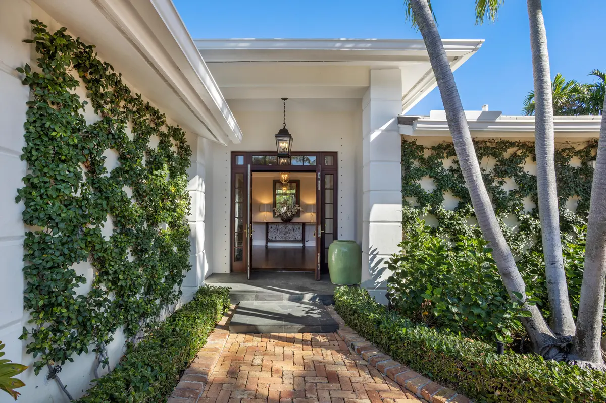 mls_FRONT_DETAIL at 265 SANDPIPER Drive, Palm Beach