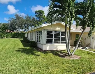 5385 LAKEFRONT Boulevard A, Delray Beach – Villa for rent