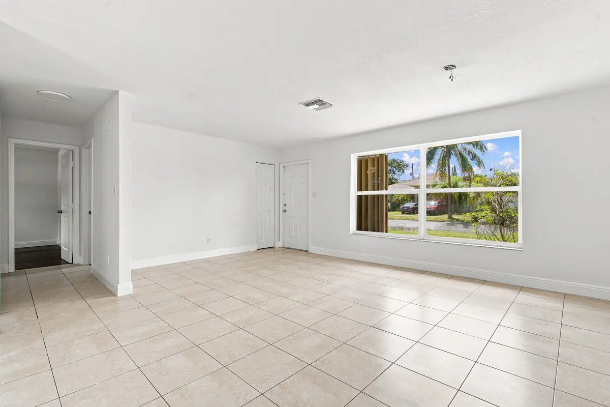 4-web-or-mls-399-sw-14th-st at 399 SW 14TH Street, Deerfield Beach
