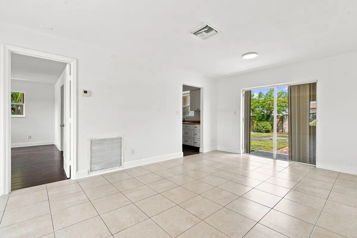 6-web-or-mls-399-sw-14th-st at 399 SW 14TH Street, Deerfield Beach
