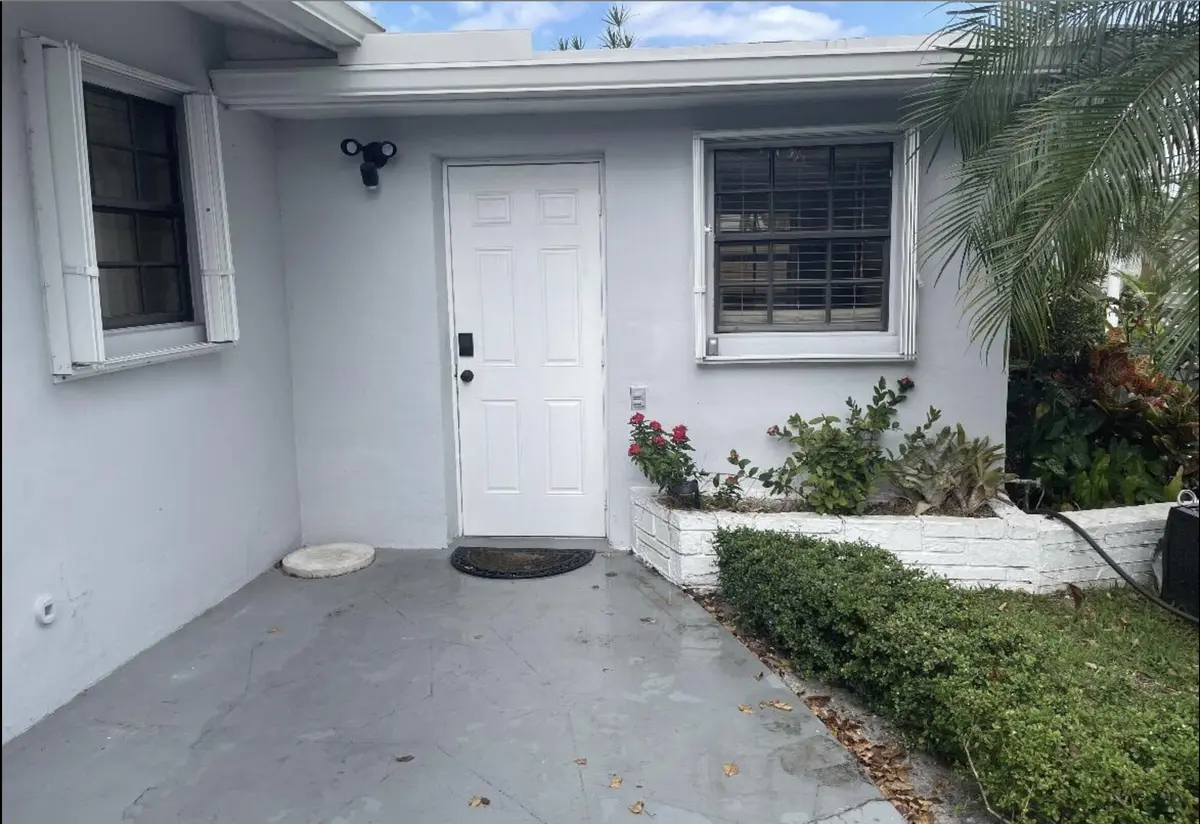 Screenshot 2026-09-04 at 1.14.46PM at 3610 LLOYD Drive B, Oakland Park