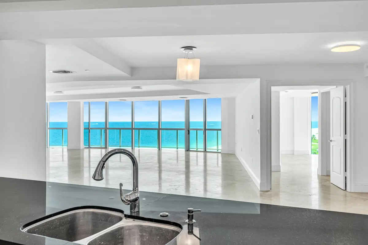 1200 HOLIDAY DR #902-14 at 1200 Holiday Drive 902, Fort Lauderdale