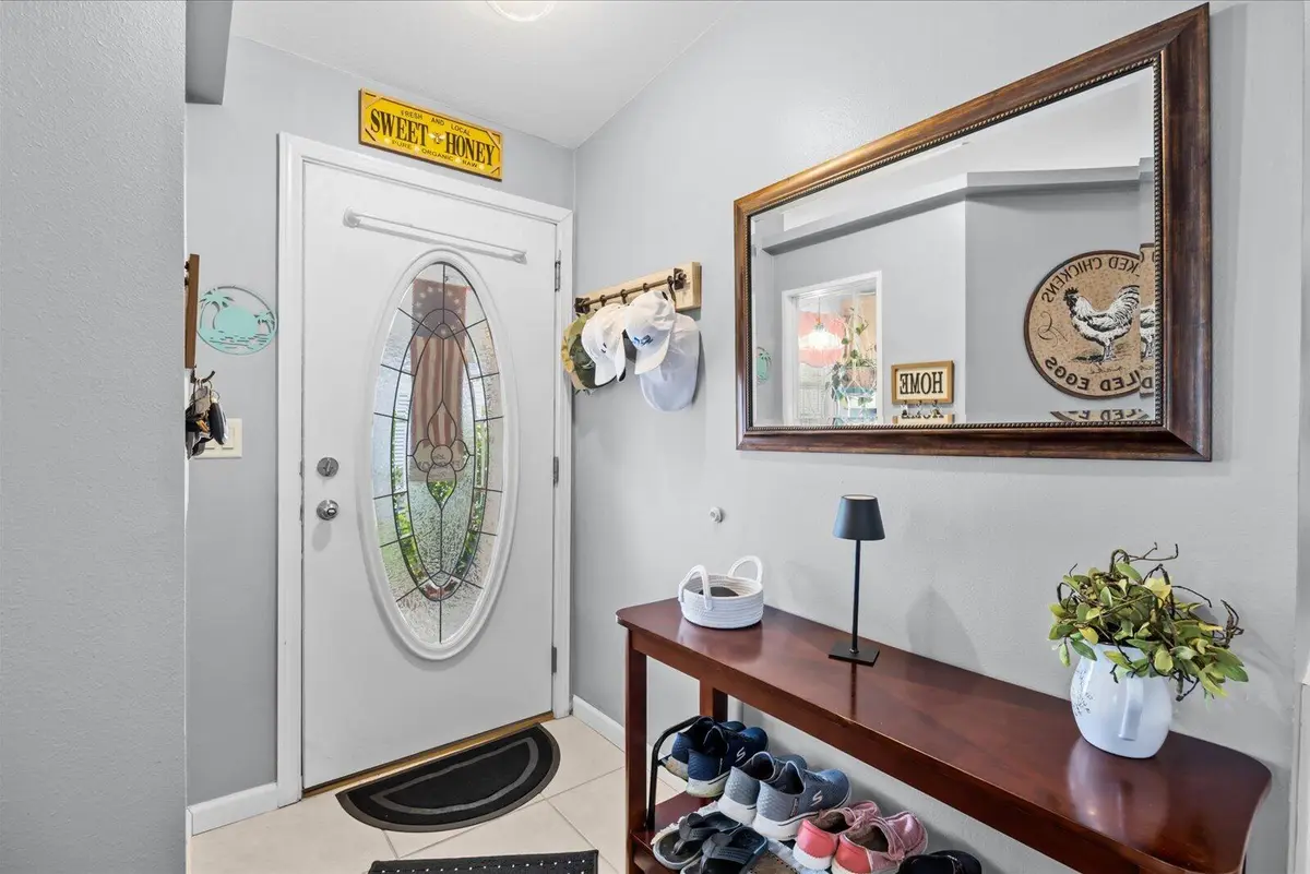 04-thames in-11 at 508 THAMES BLUFF Ridge D-22, Fort Pierce