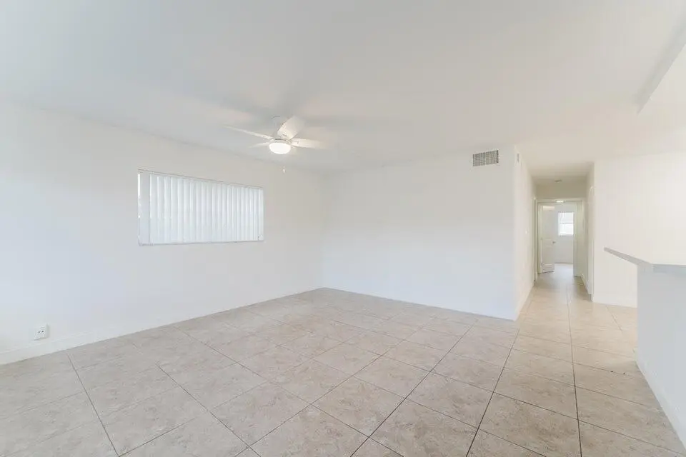 601 - maya at 601 SW 2ND Avenue 5, Boca Raton