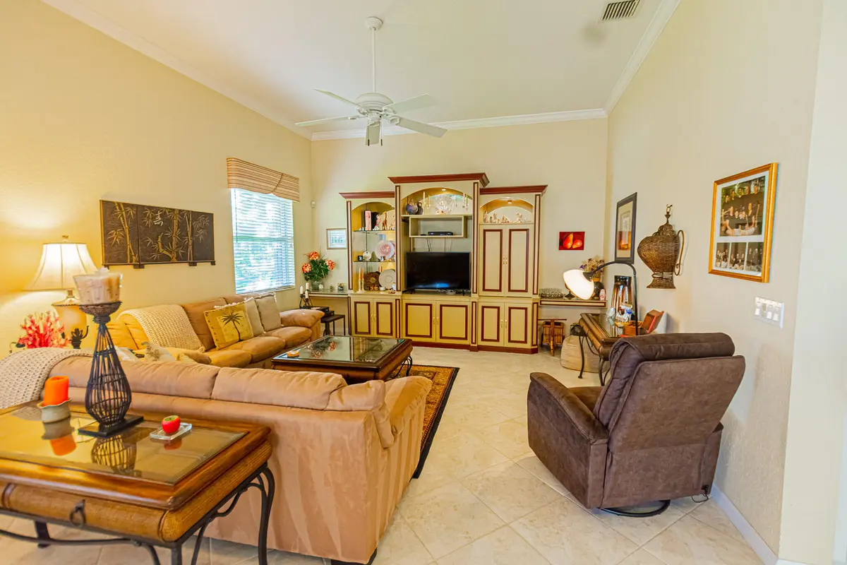 DSC_9696-HDR at 468 NW BLUE LAKE Drive, Port St. Lucie