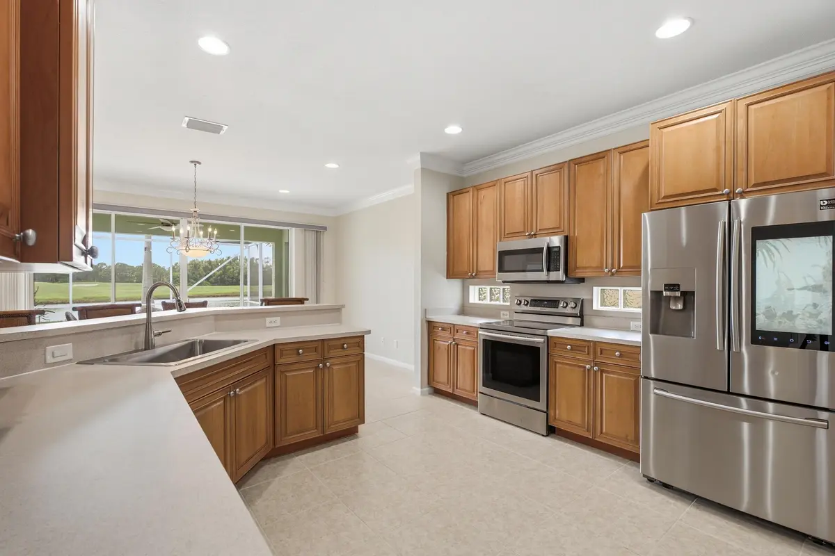 7_smg02937 at 562 NW WAVERLY Circle, Port St. Lucie
