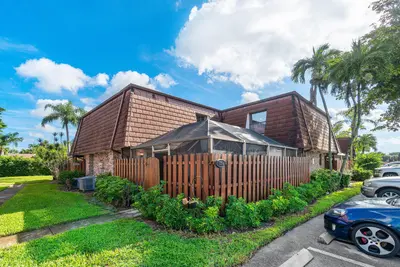 7754 Courtyard Run, Boca Raton – sold