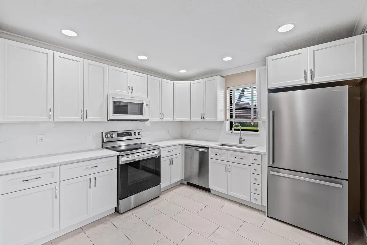 Kitchen at 7754 Courtyard Run, Boca Raton
