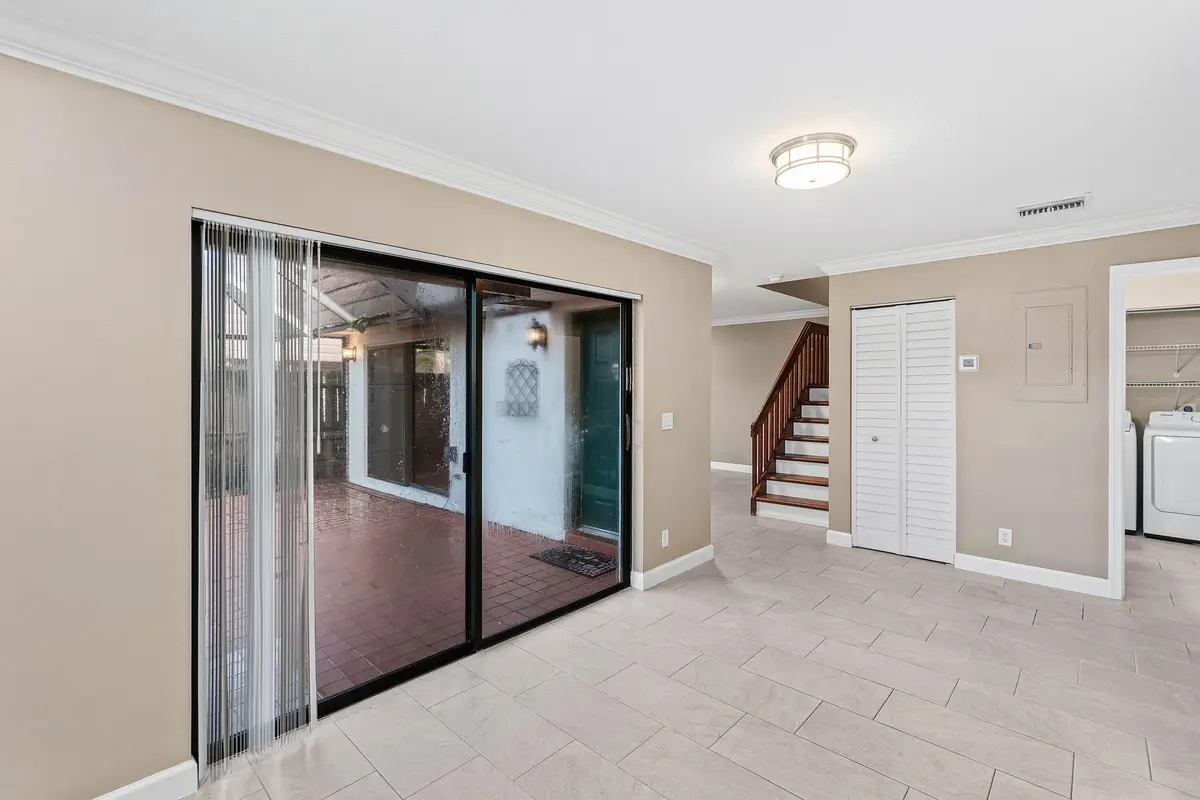 Eat-In Kitchen at 7754 Courtyard Run, Boca Raton