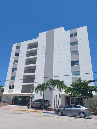 8001 N CRESPI Boulevard 2C, Miami Beach – Condominium for sale