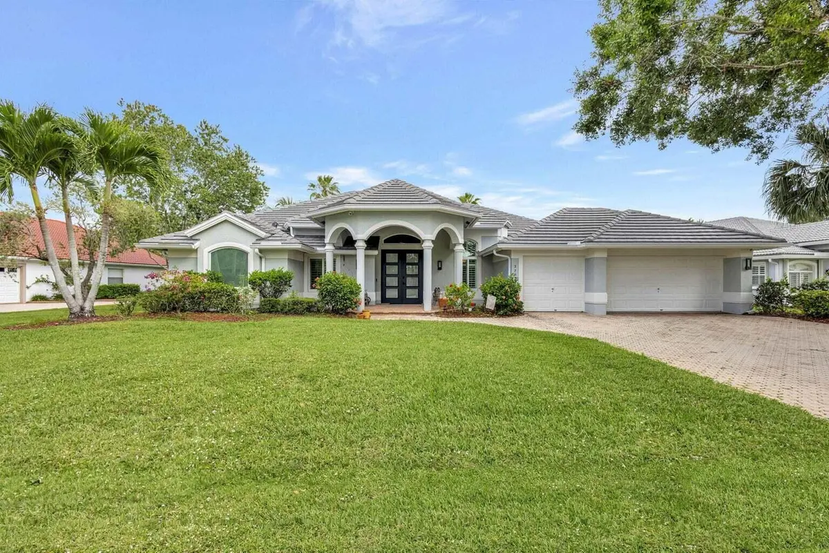 Image 1 at 2703 SW GLENMOOR Way, Palm City