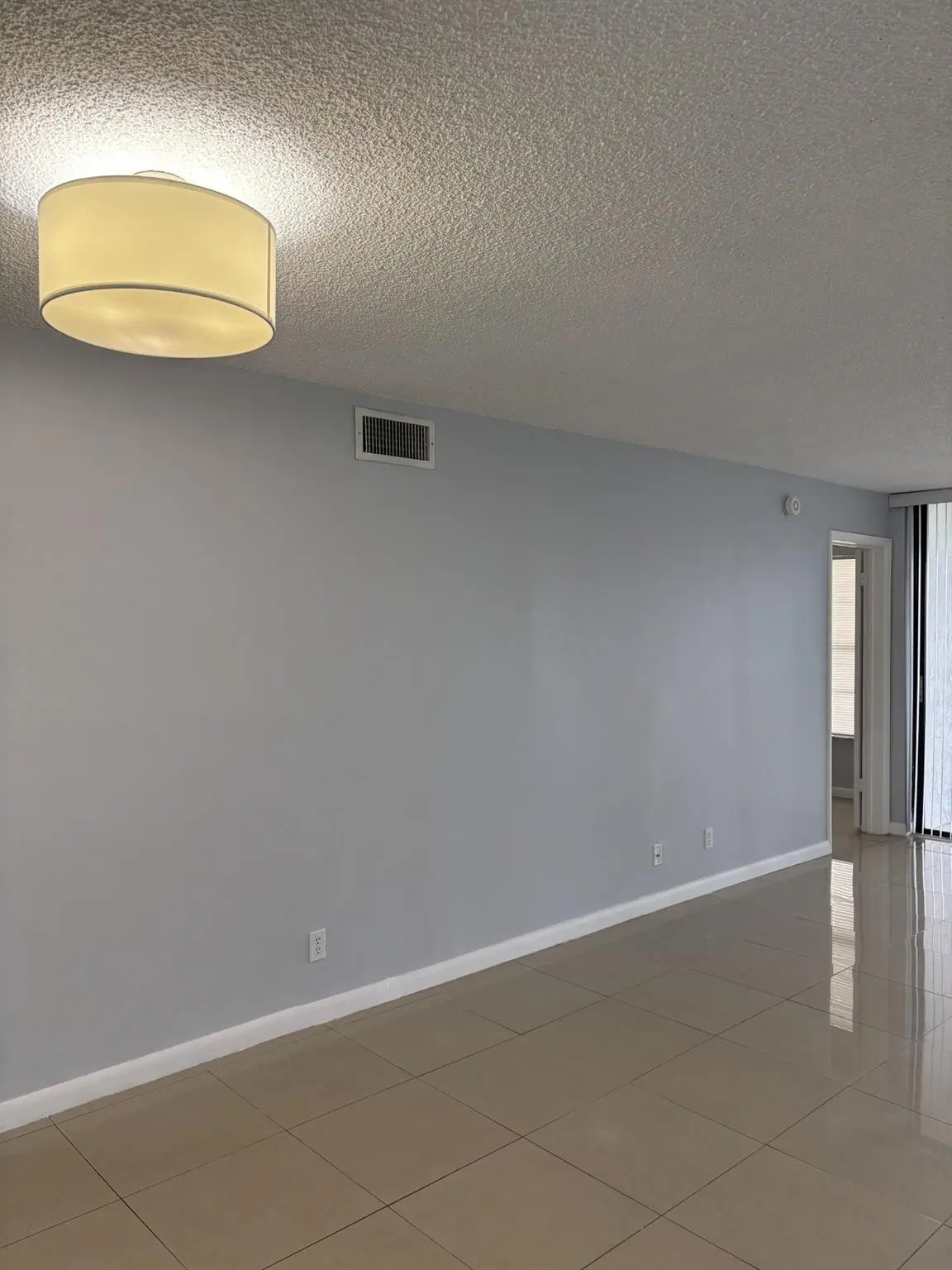 Photo 8 at 201 Lake Pointe Drive 107, Oakland Park