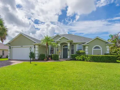 5625 Riverboat Circle, Vero Beach – Single Family Residence for sale