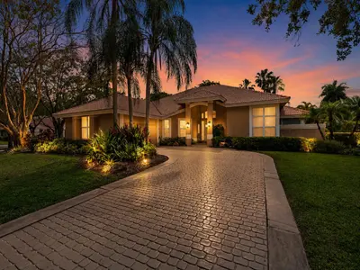 1207 Manor Drive, Weston – Single Family Residence for sale