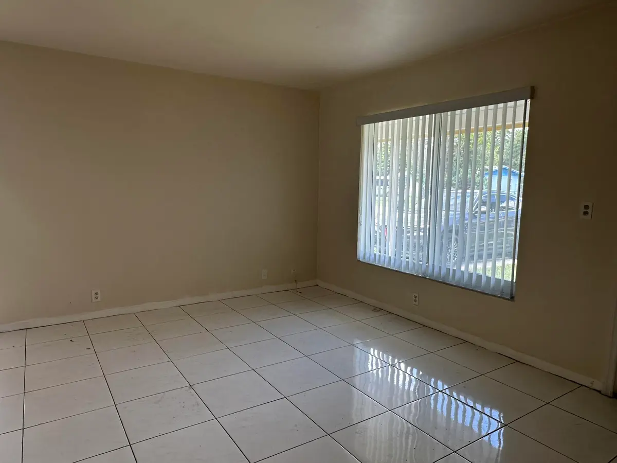 Living room 2 at 1316 NW 15th Place, Fort Lauderdale