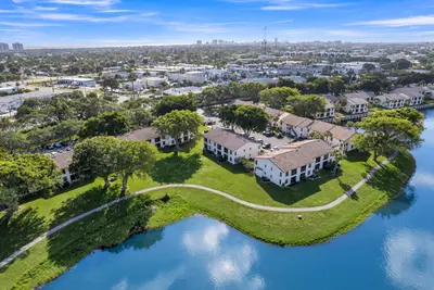 2800 Palmwood Terrace 2220, Boca Raton – Condominium for rent