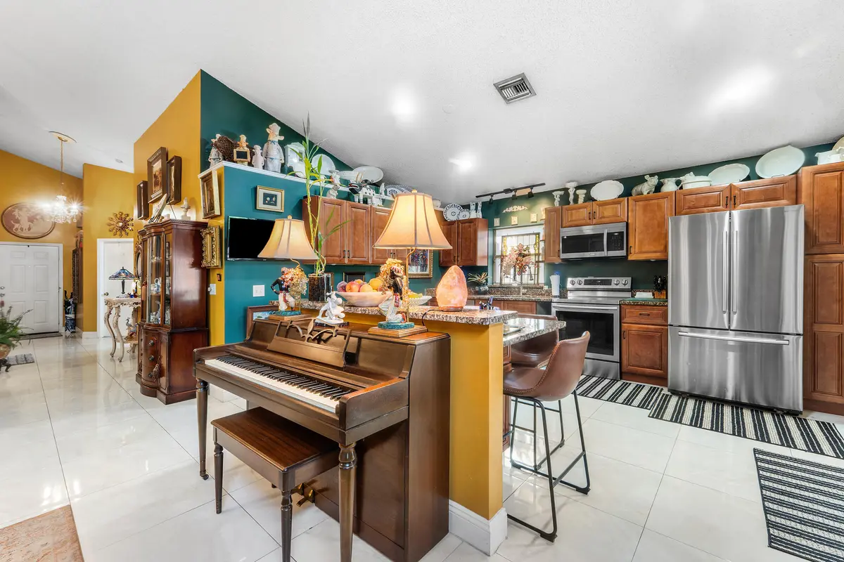 Kitchen at 5115 Foxhall Drive, West Palm Beach