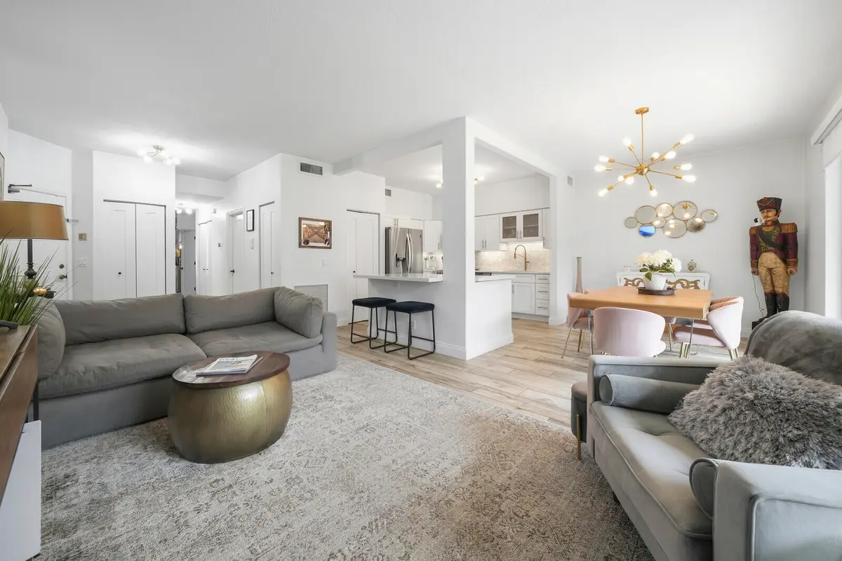 Living Room at 5780 Coach House Circle C, Boca Raton