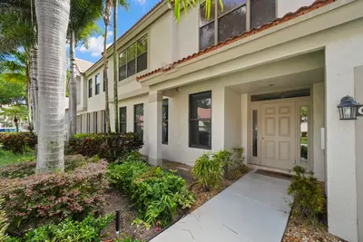 5780 Coach House Circle C, Boca Raton – Condominium for sale