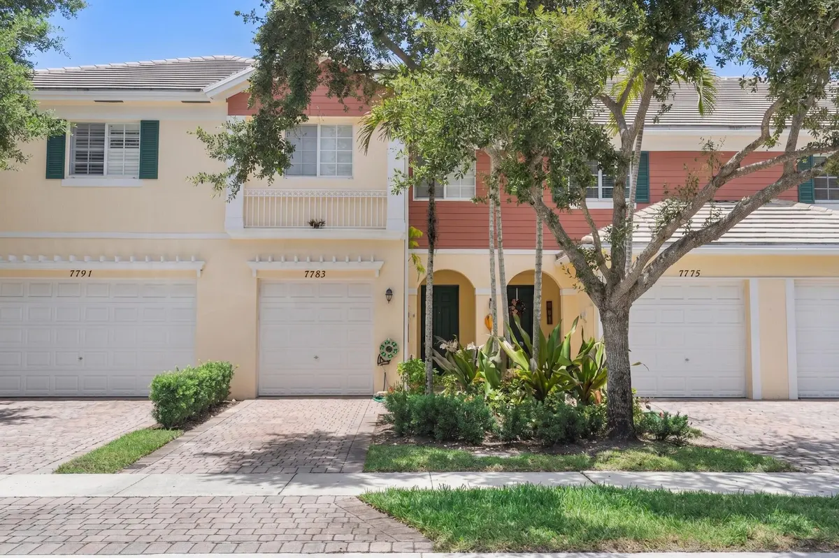 front elevation at 7783 DEERCREEK Court, Davie