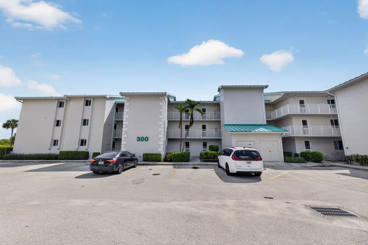 BUILDING 300 at 2400 S Ocean Drive 326, Fort Pierce
