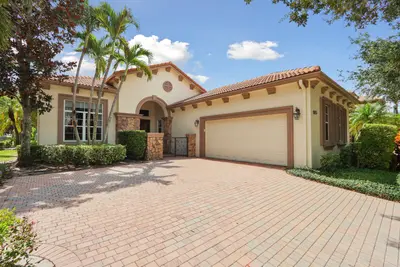 9885 SW TORRIENTE Lane, Port St. Lucie – Single Family Residence for rent