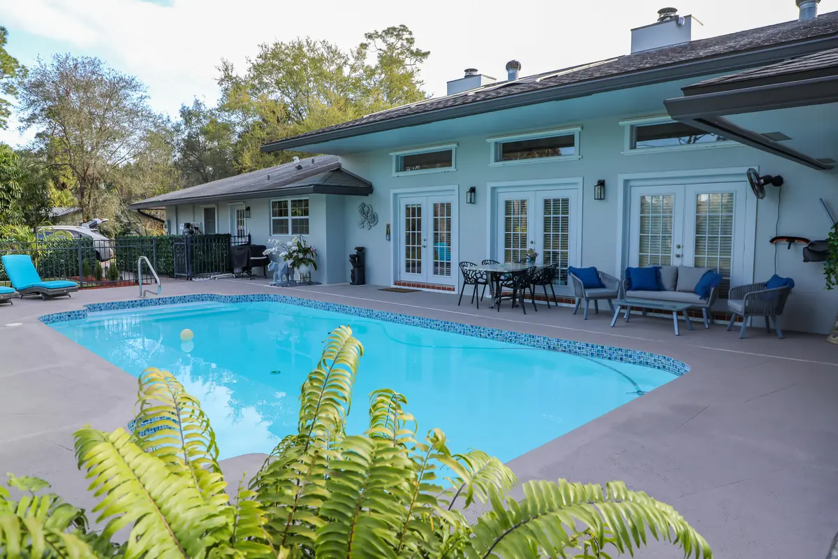 000A2064 at 661 W RAMBLING Drive, Wellington