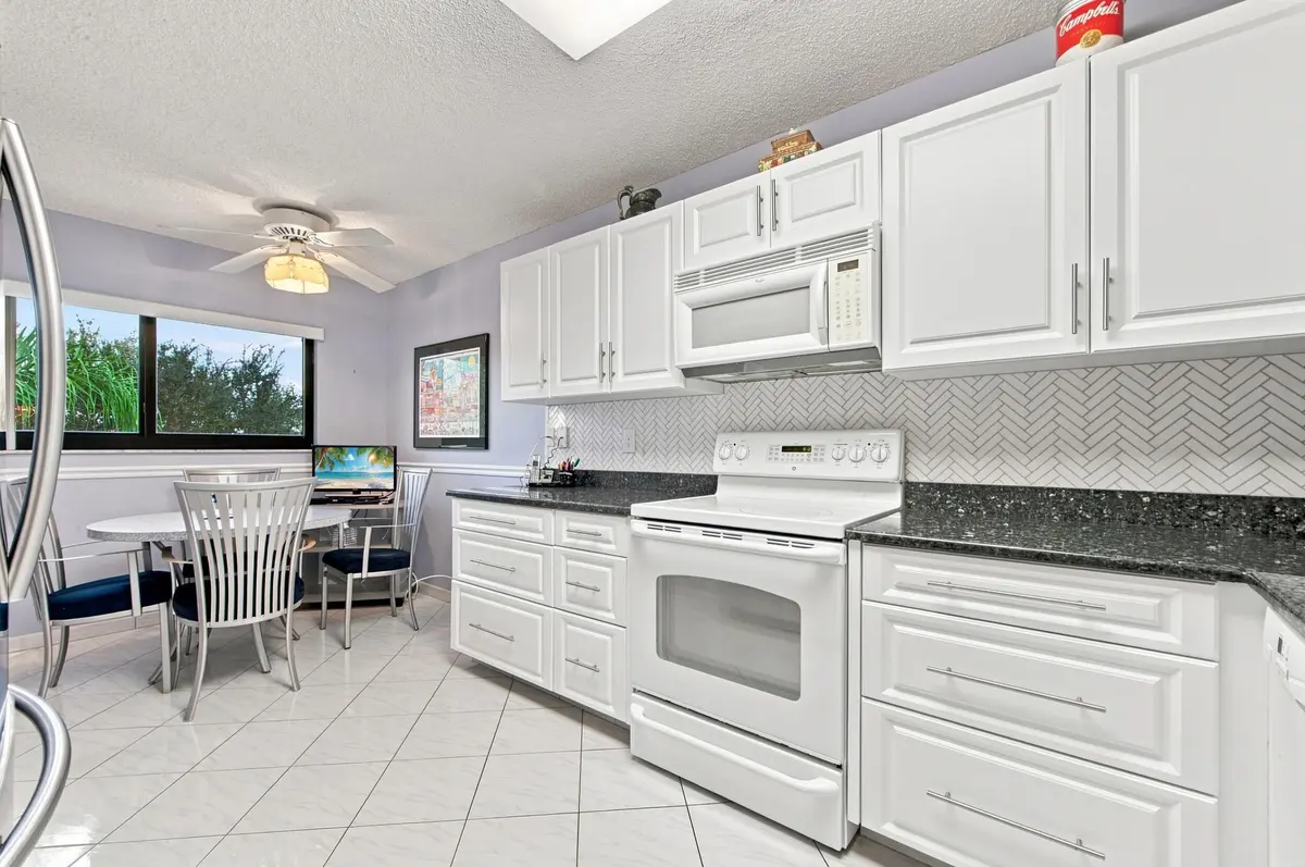 7__d4s1075 at 15075 WITNEY Rd #303, Delray Beach
