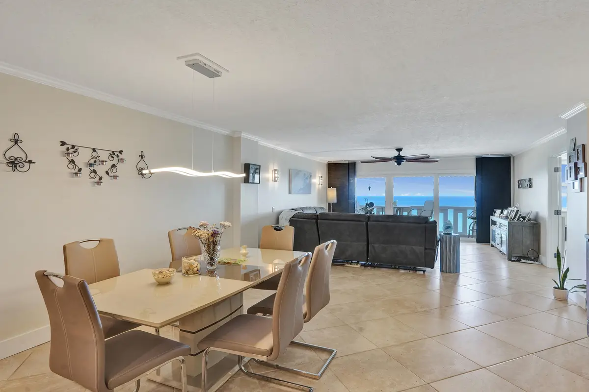 Dining at 1012 N Ocean Boulevard 905, Pompano Beach