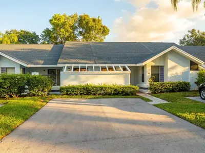 10953 Hidden Lake Place, Boca Raton – Townhouse for rent