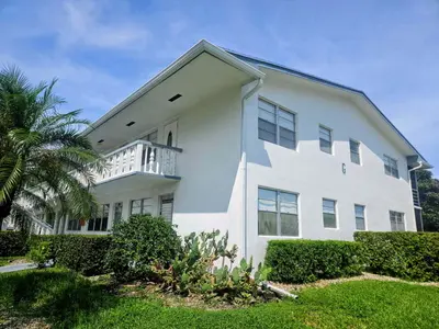 125 Northampton G, West Palm Beach – Condominium for rent