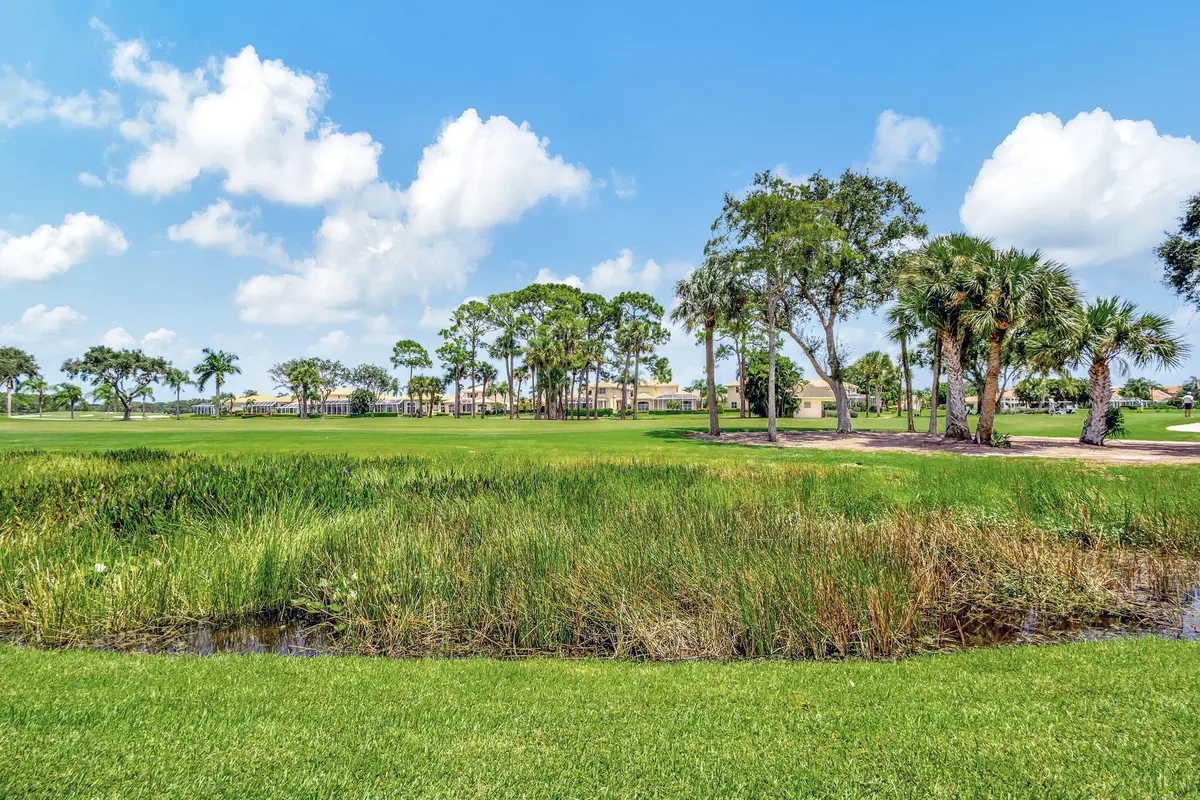 28-web-or-mls-1 (111) at 527 Prestwick Circle, Palm Beach Gardens