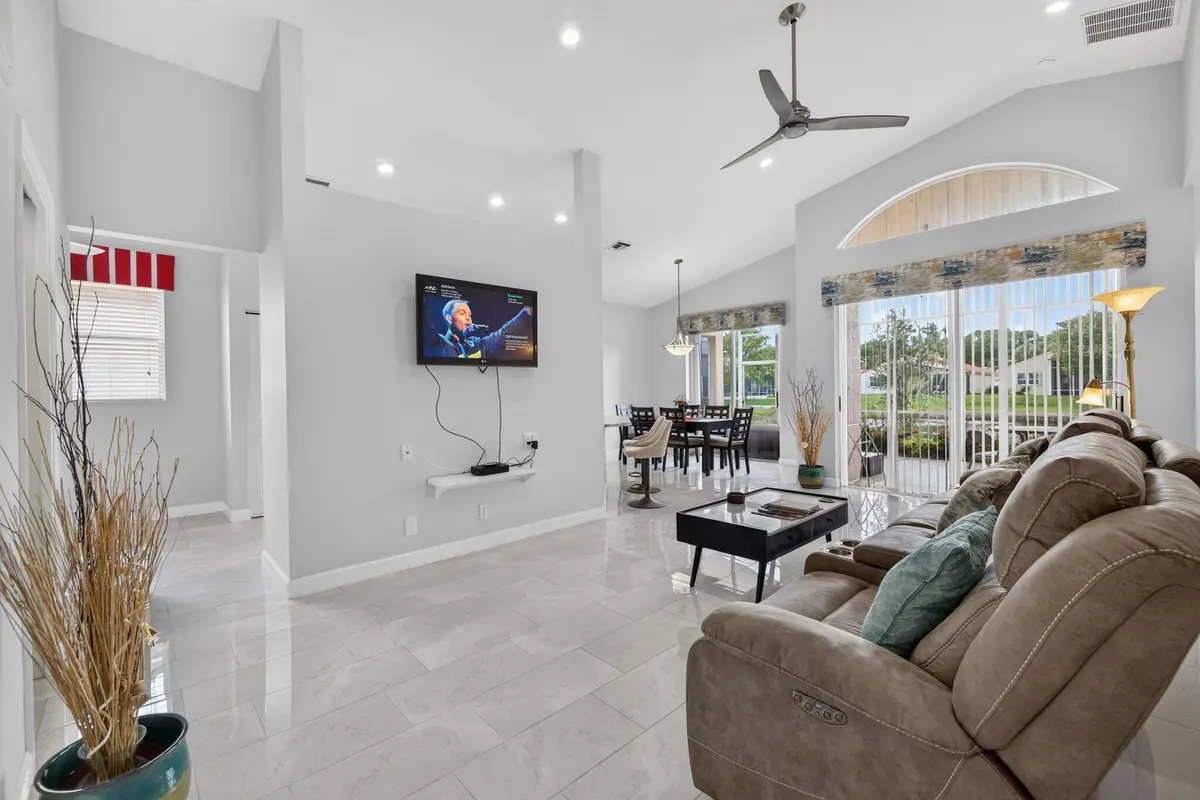 5-web-or-mls-3A5A1722 at 309 NW Toscane Trail, Port St. Lucie