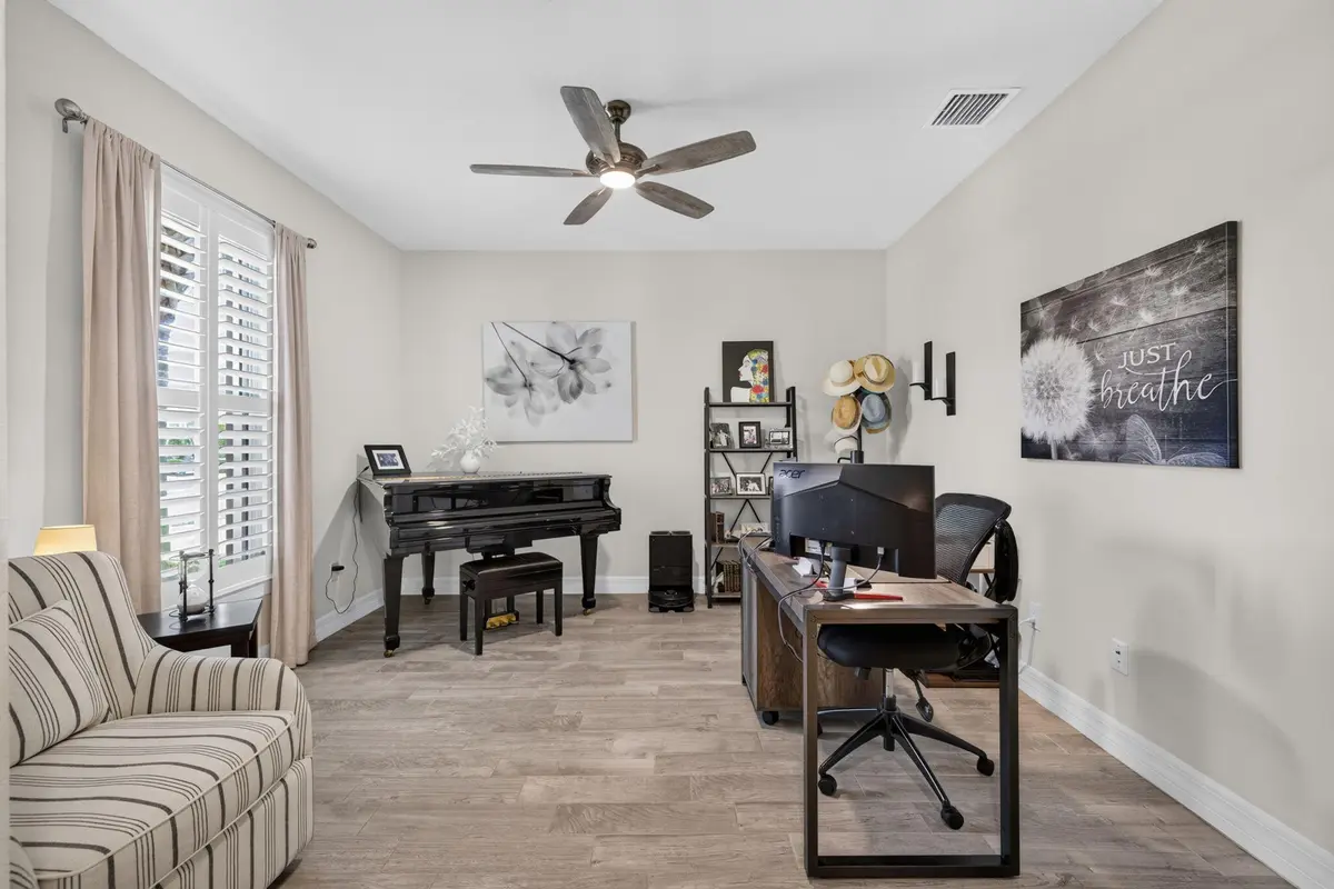 Front Sitting FLEX Bonus ROOM at 10521 SW CAPTIVA Drive, Port St. Lucie