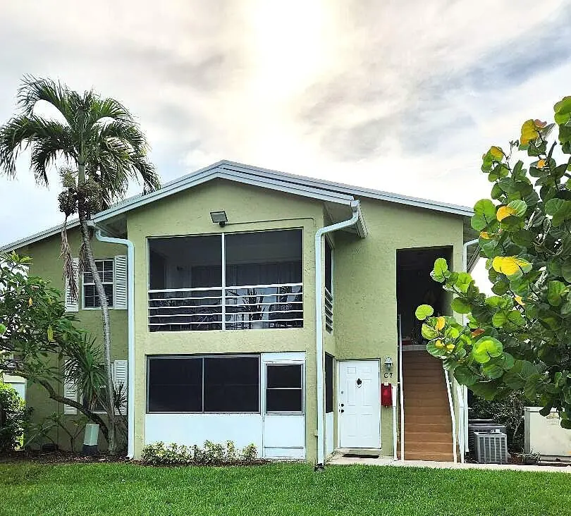 Front at 12052 ALTERNATE A1A C8, Palm Beach Gardens