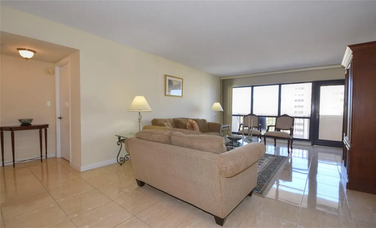 Photo 5 at 5100 N OCEAN Boulevard 1004, Lauderdale-By-The-Sea