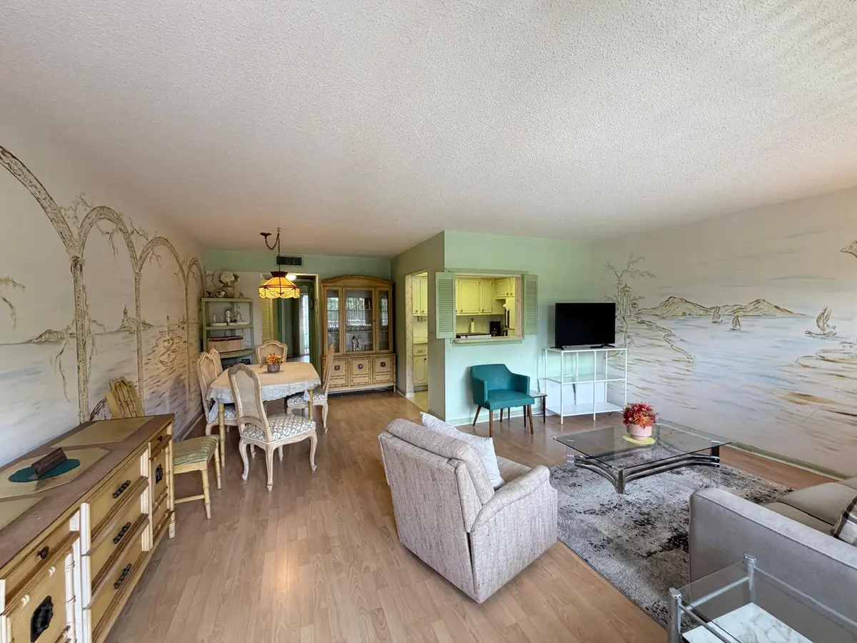 566ecc41-42e6-40e7-9653-1a27ba40cc7b at 3031 Ashby D, Deerfield Beach