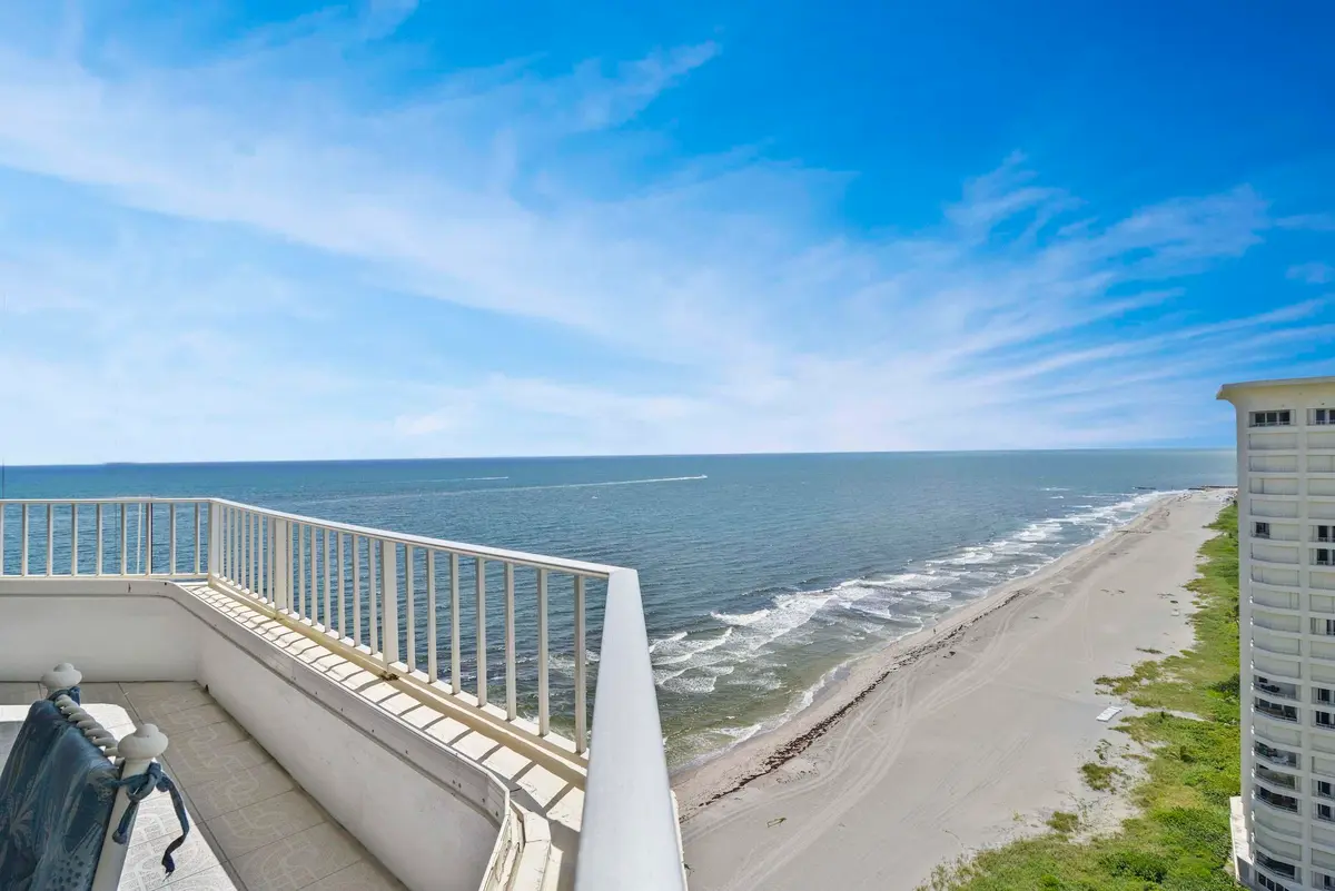 View at 500 S Ocean Boulevard 2204, Boca Raton